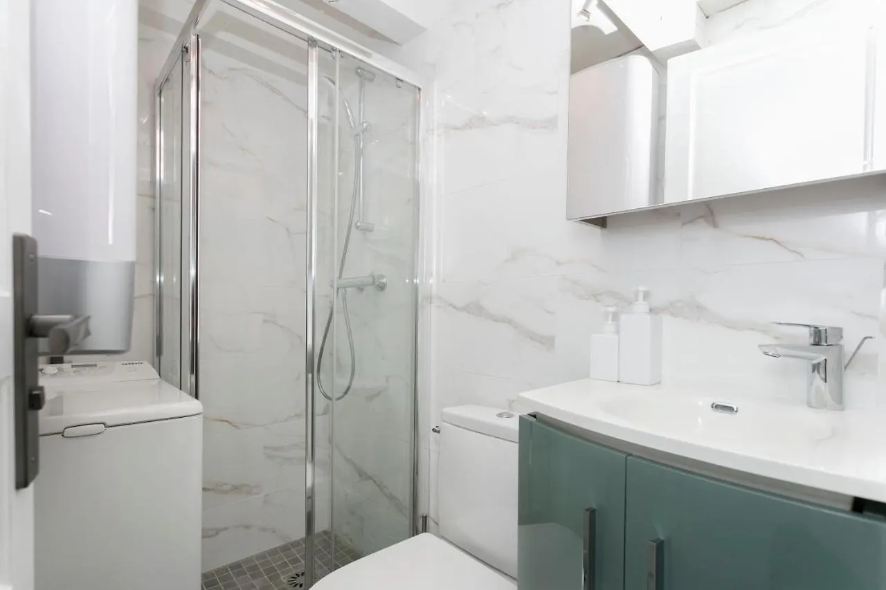 Madeleine - Concorde Private Studio Apartment Paris